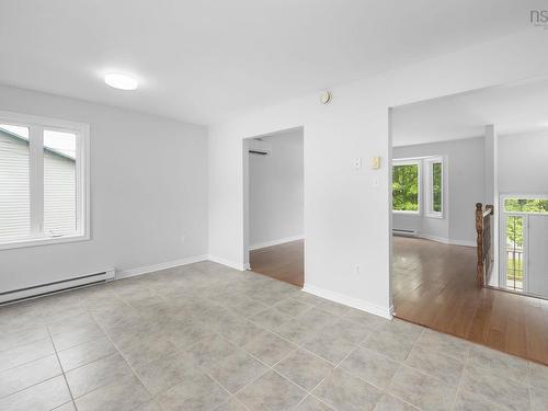 186 Avenue Du Portage, Dartmouth, NS 