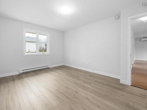 186 Avenue Du Portage, Dartmouth, NS 