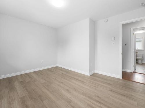 186 Avenue Du Portage, Dartmouth, NS 