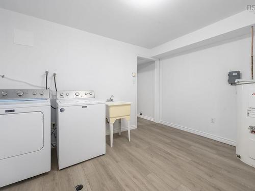 186 Avenue Du Portage, Dartmouth, NS 