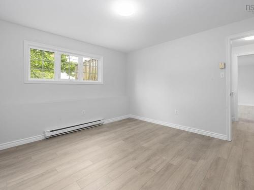 186 Avenue Du Portage, Dartmouth, NS 