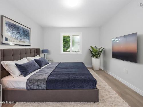 186 Avenue Du Portage, Dartmouth, NS 