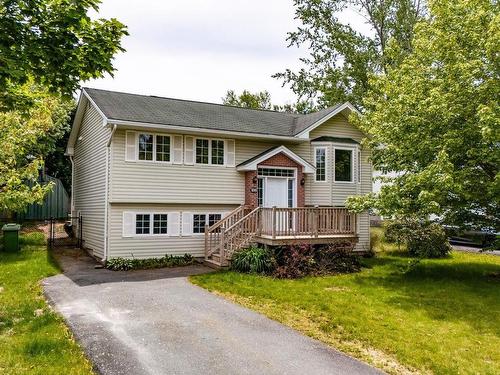 186 Avenue Du Portage, Dartmouth, NS 