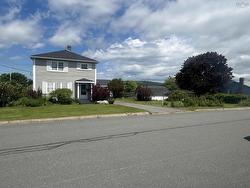 68 MacKinnon Street  Antigonish, NS B2G 1M3