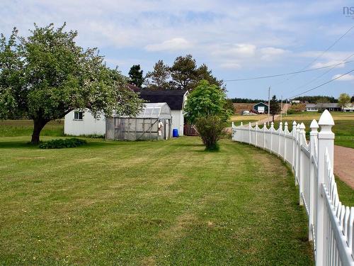 11 Ells Lane, Advocate Harbour, NS 