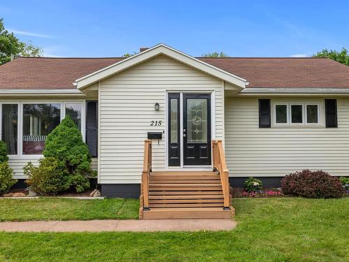 215 Maple Avenue, Summerside, PE 