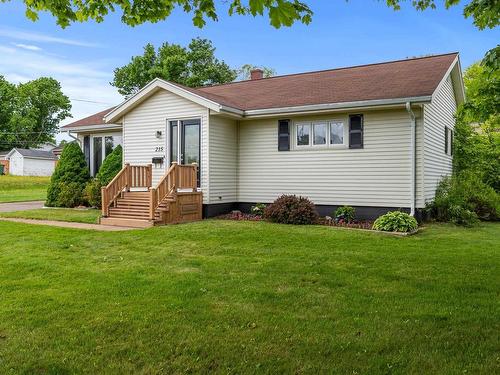 215 Maple Avenue, Summerside, PE 