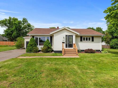 215 Maple Avenue, Summerside, PE 