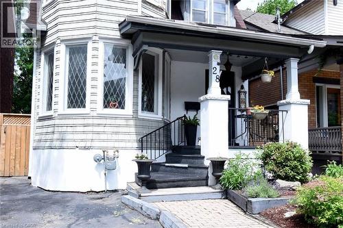 28 St Clair Avenue, Hamilton, ON 