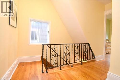 28 St Clair Avenue, Hamilton, ON 