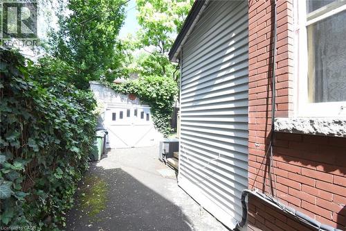 28 St Clair Avenue, Hamilton, ON 