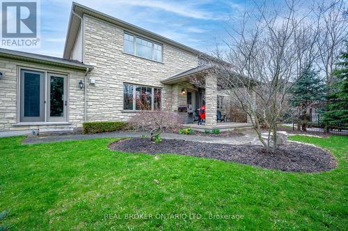 459 Deer Ridge Drive, Kitchener, ON 