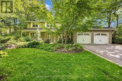1346 WHITEOAKS AVENUE  Mississauga, ON L5J 3C3