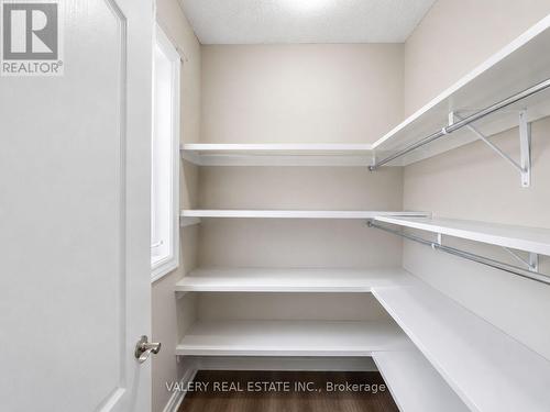Primary Walk in Closet - 15 Silktop Trail, Brampton, ON 
