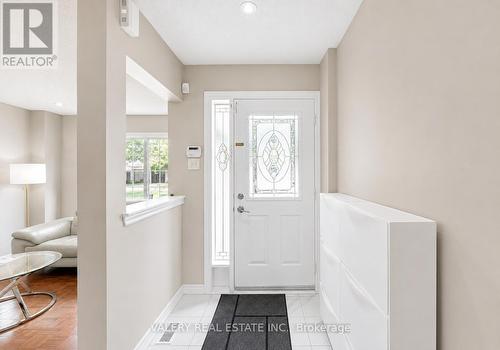15 Silktop Trail, Brampton, ON 