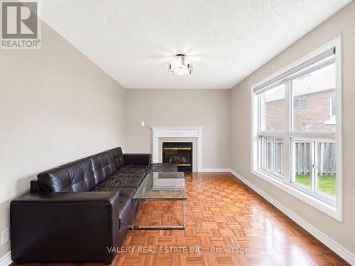 Family Room - 15 Silktop Trail, Brampton, ON 