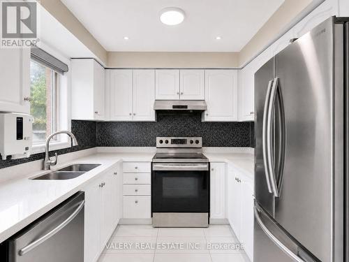 15 Silktop Trail, Brampton, ON 