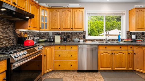 516 25Th Avenue, Creston, BC 