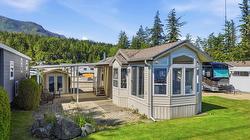17-667 Waverly Park Frontage Road  Sorrento, BC V0E 2W1