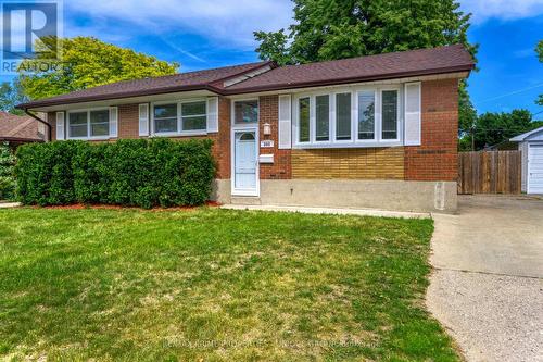 890 HOLLANDS AVENUE  Sarnia, ON N7S 3C1