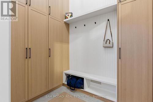 899 Danforth Place, Burlington, ON 