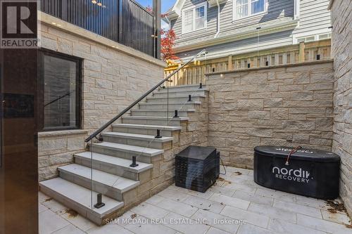 899 Danforth Place, Burlington, ON 
