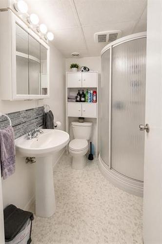 A-1240 Molson St, Winnipeg, MB 