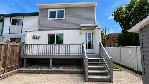A-1240 Molson St, Winnipeg, MB 