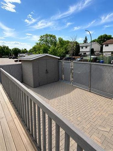 A-1240 Molson St, Winnipeg, MB 