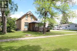 610 Broadway AVENUE  Moosomin, SK S0G 3N0