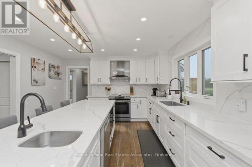 6-7 - 321311 Concession Road, East Luther Grand Valley, ON - Indoor Photo Showing Kitchen With Upgraded Kitchen