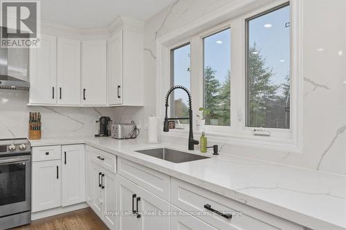 6-7 - 321311 Concession Road, East Luther Grand Valley, ON - Indoor Photo Showing Kitchen With Upgraded Kitchen