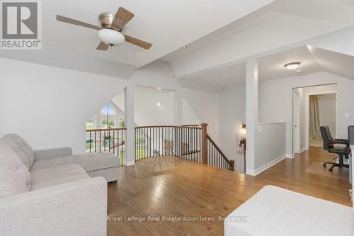 6-7 - 321311 Concession Road, East Luther Grand Valley, ON - Indoor Photo Showing Living Room