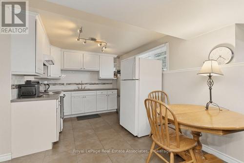 6-7 - 321311 Concession Road, East Luther Grand Valley, ON - Indoor Photo Showing Kitchen