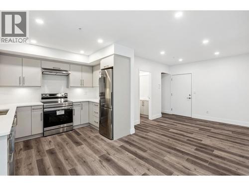 1635 Marine Drive, North Vancouver, BC 