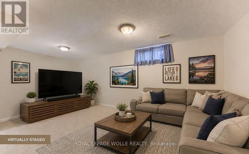 60 Foxglove Crescent, Kitchener, ON 