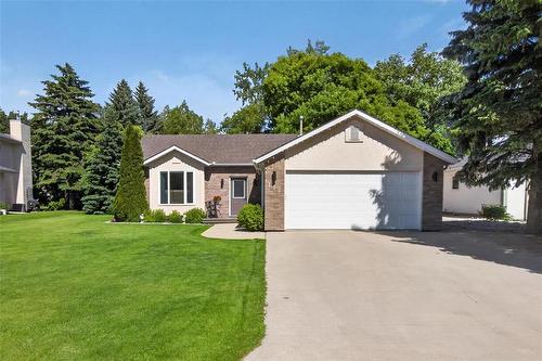 112 Harvest Drive, Steinbach, MB 