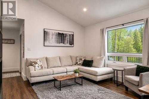 384275 Concession 4, West Grey, ON 