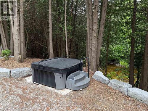 384275 Concession 4, West Grey, ON 