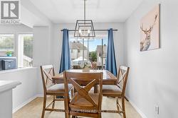 Back yard access to the kitchen - 