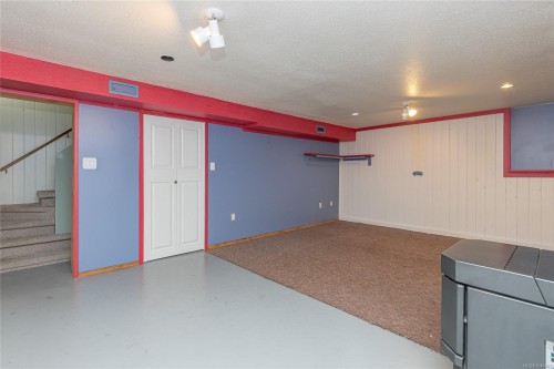 1255 Mckenzie Dr, Duncan, BC 