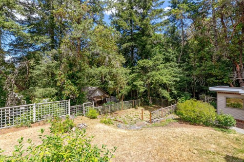 1255 Mckenzie Dr, Duncan, BC 