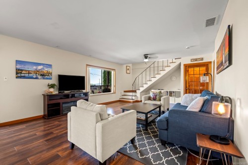 297 Rodello St, Comox, BC 