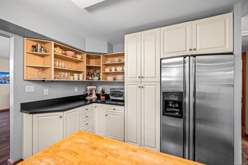 297 Rodello St, Comox, BC 
