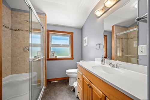 297 Rodello St, Comox, BC 