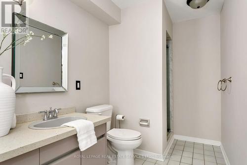7 - 2006 Glenada Crescent, Oakville, ON 