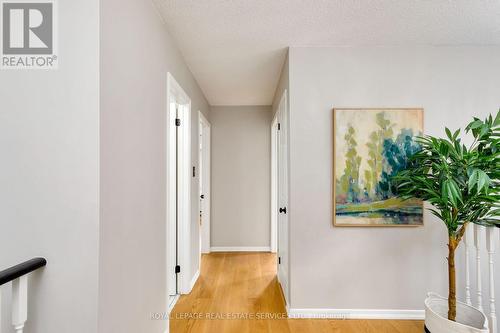 7 - 2006 Glenada Crescent, Oakville, ON 