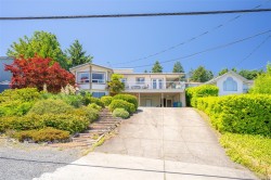 375 Cariboo Dr Nanaimo, BC V9R 6A4