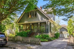 2232 BELMONT Ave Victoria, BC V8R 3E8