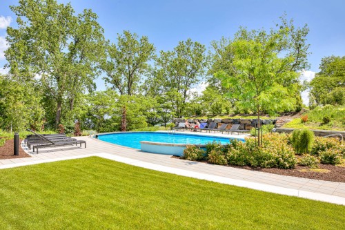 Pool - 406-399 Rue De La Rotonde, Montréal (Verdun/Île-Des-Soeurs), QC 